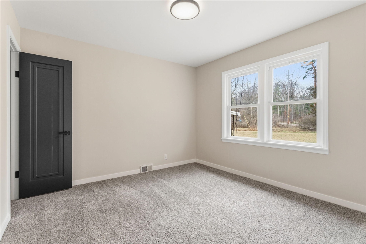 15769 Mercury Drive, Grand Haven, MI, 49417