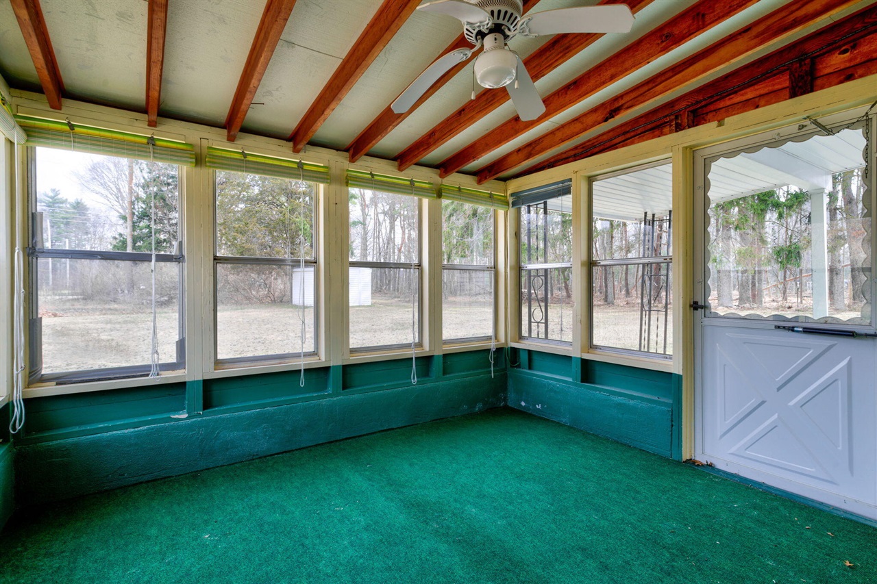 15769 Mercury Drive, Grand Haven, MI, 49417