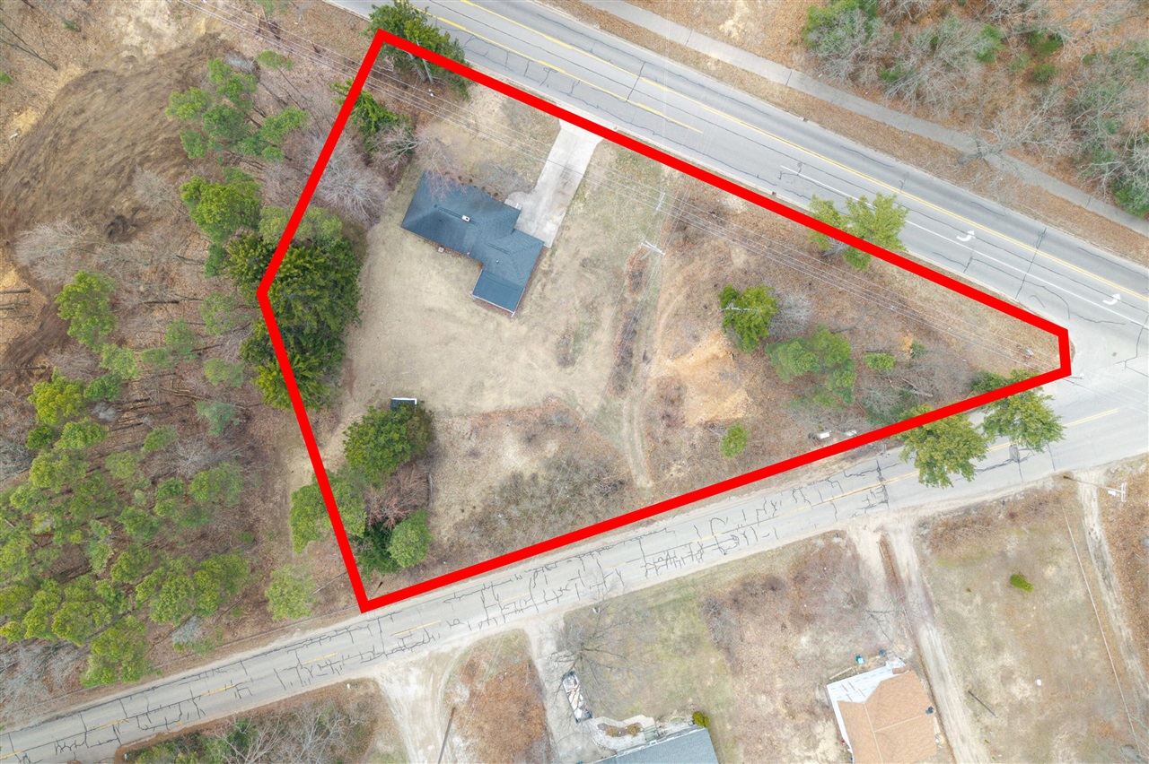 15769 Mercury Drive, Grand Haven, MI, 49417