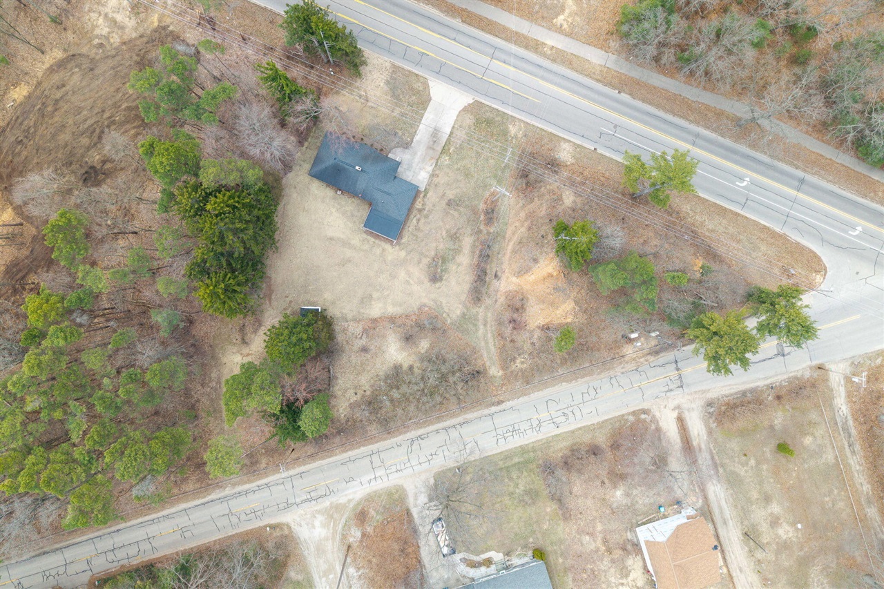 15769 Mercury Drive, Grand Haven, MI, 49417