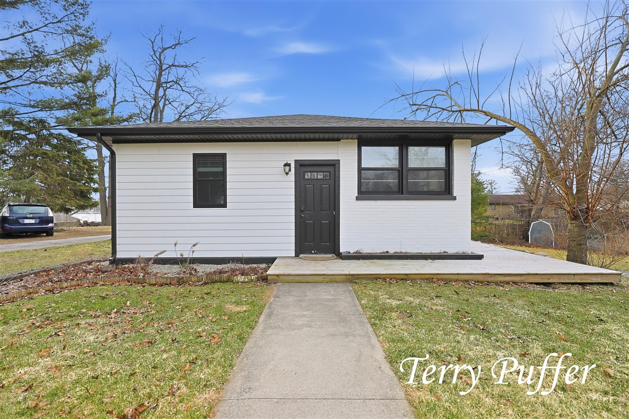 1559 Glenwood Avenue, Muskegon, MI, 49445-2450