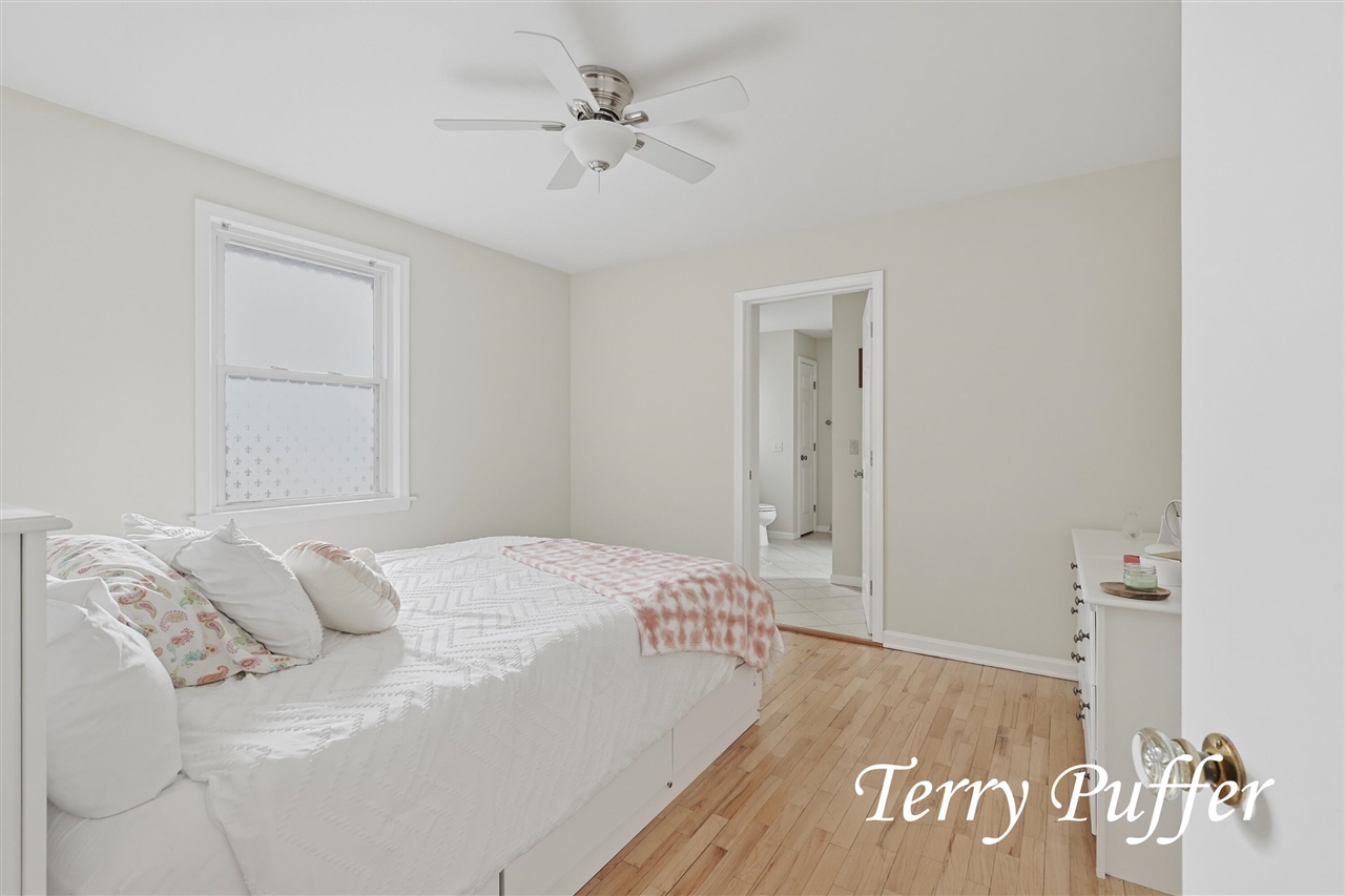 1559 Glenwood Avenue, Muskegon, MI, 49445-2450