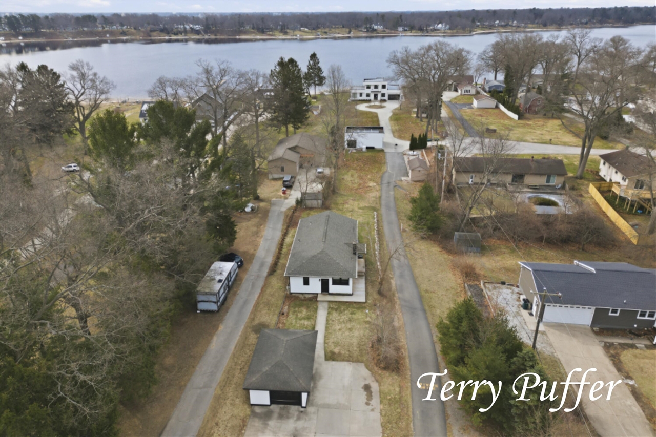 1559 Glenwood Avenue, Muskegon, MI, 49445-2450