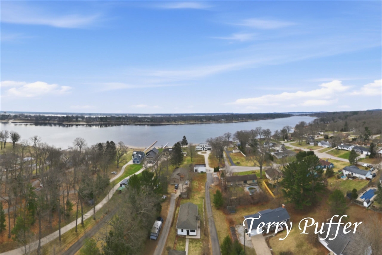 1559 Glenwood Avenue, Muskegon, MI, 49445-2450