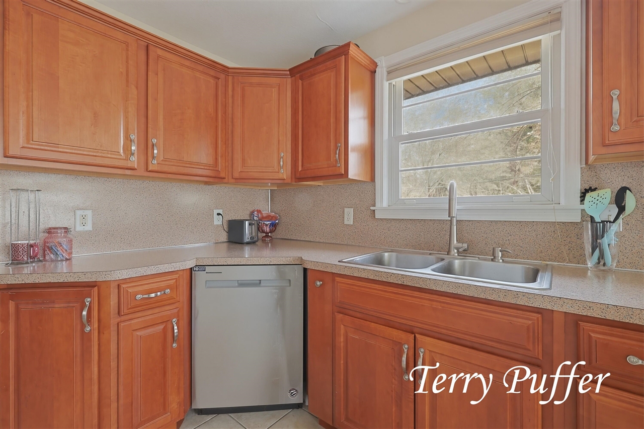 1559 Glenwood Avenue, Muskegon, MI, 49445-2450