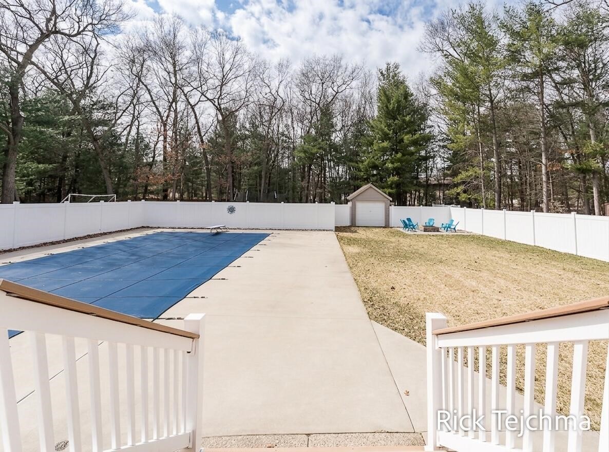 2055 Rambling Oak Drive, Muskegon, MI, 49445-1690