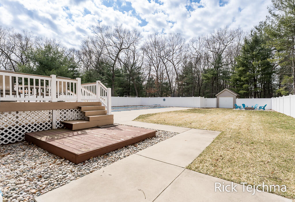 2055 Rambling Oak Drive, Muskegon, MI, 49445-1690