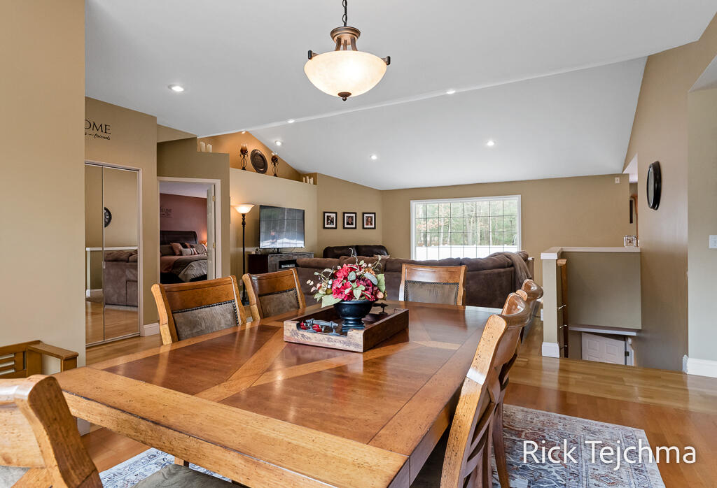 2055 Rambling Oak Drive, Muskegon, MI, 49445-1690