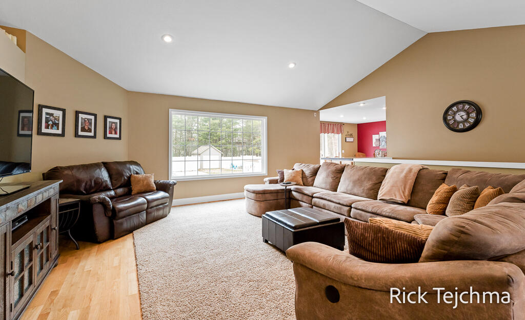 2055 Rambling Oak Drive, Muskegon, MI, 49445-1690