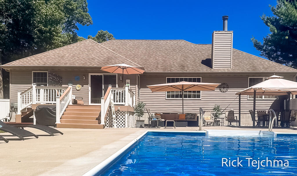 2055 Rambling Oak Drive, Muskegon, MI, 49445-1690