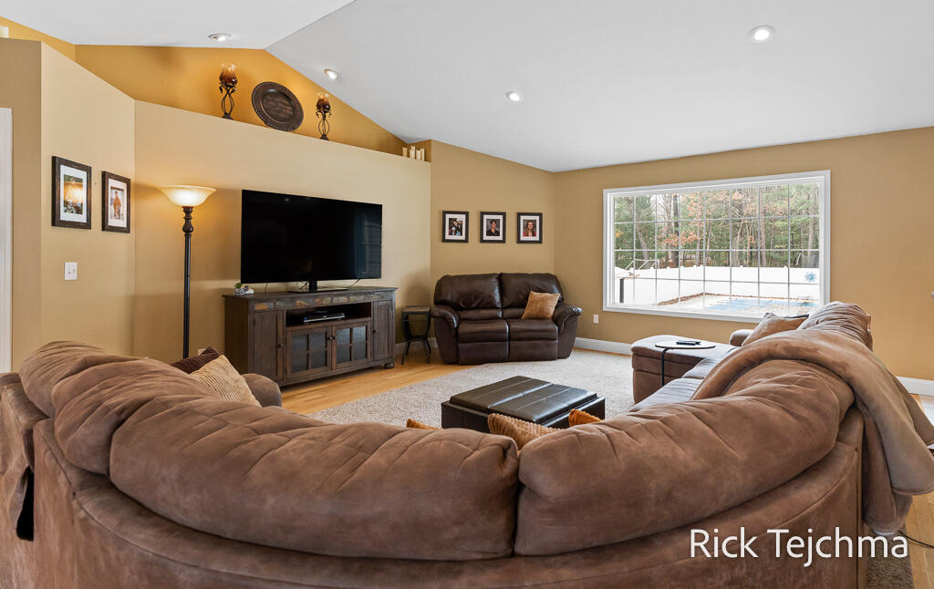 2055 Rambling Oak Drive, Muskegon, MI, 49445-1690