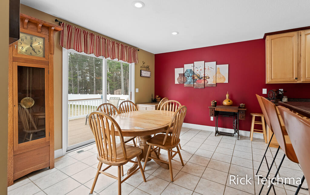 2055 Rambling Oak Drive, Muskegon, MI, 49445-1690