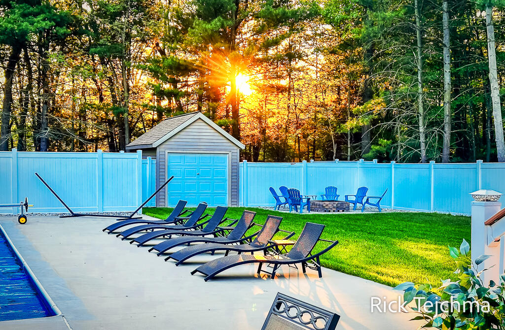 2055 Rambling Oak Drive, Muskegon, MI, 49445-1690