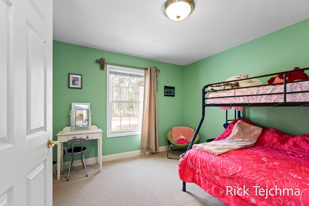 2055 Rambling Oak Drive, Muskegon, MI, 49445-1690