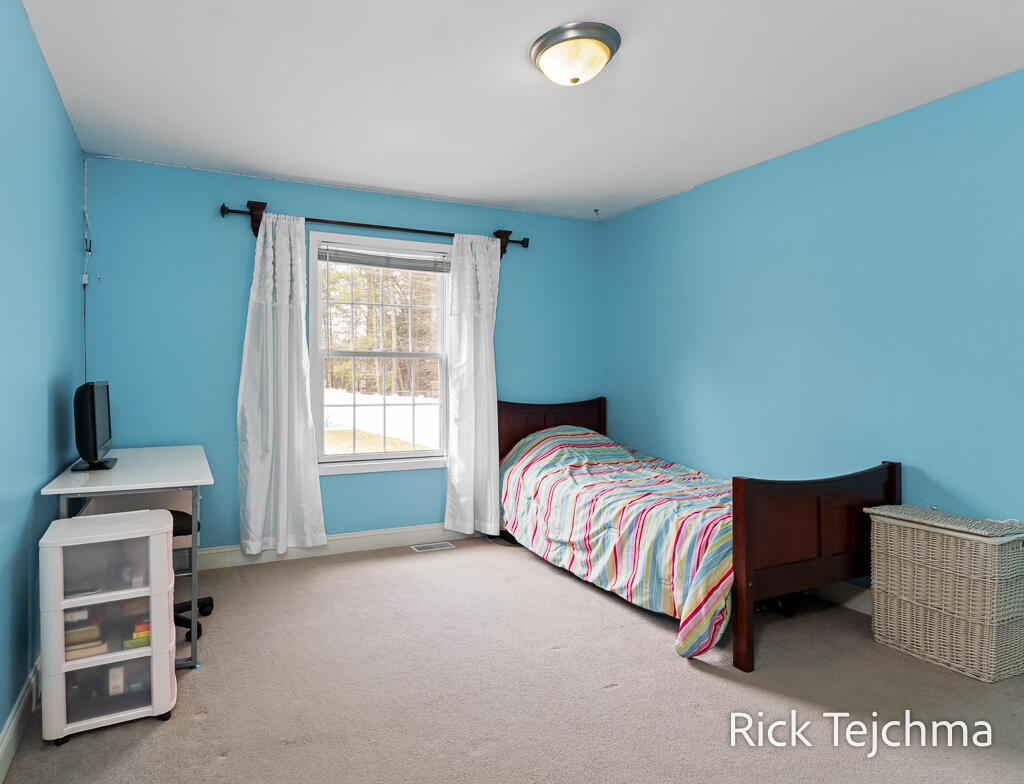 2055 Rambling Oak Drive, Muskegon, MI, 49445-1690