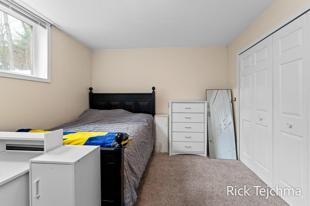 2055 Rambling Oak Drive, Muskegon, MI, 49445-1690