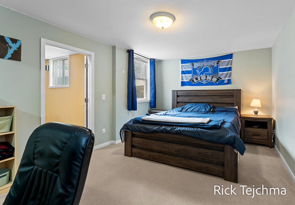 2055 Rambling Oak Drive, Muskegon, MI, 49445-1690