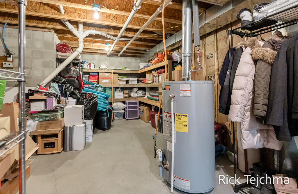 2055 Rambling Oak Drive, Muskegon, MI, 49445-1690