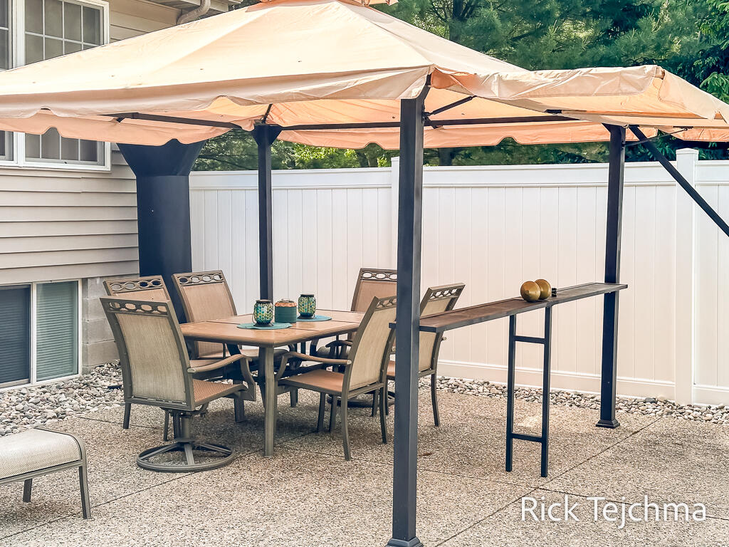 2055 Rambling Oak Drive, Muskegon, MI, 49445-1690