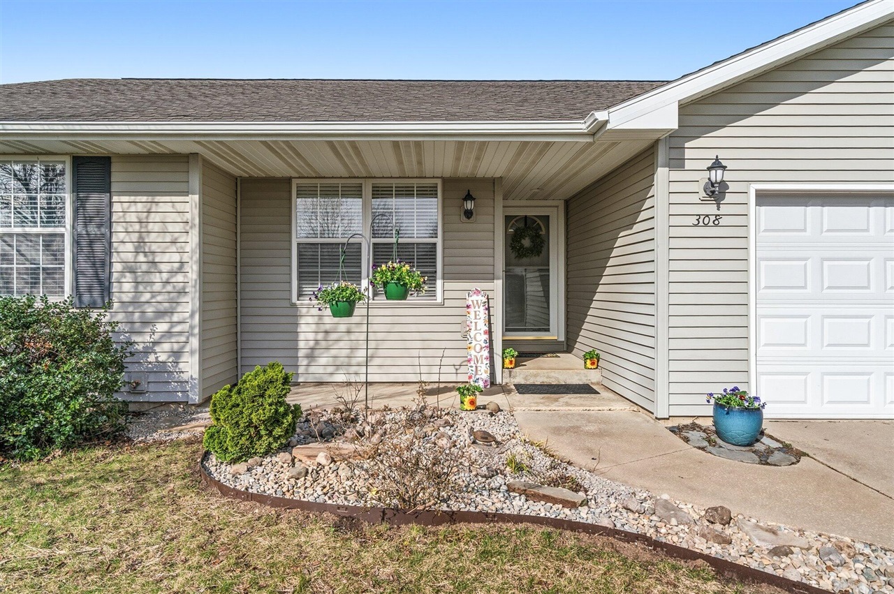 308 Nichole Street, Galesburg, MI, 49053-8774