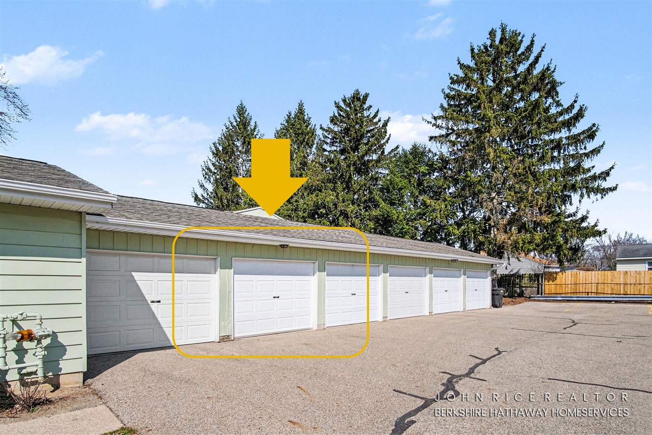 965 Andover Court, Kentwood, MI, 49508-4768