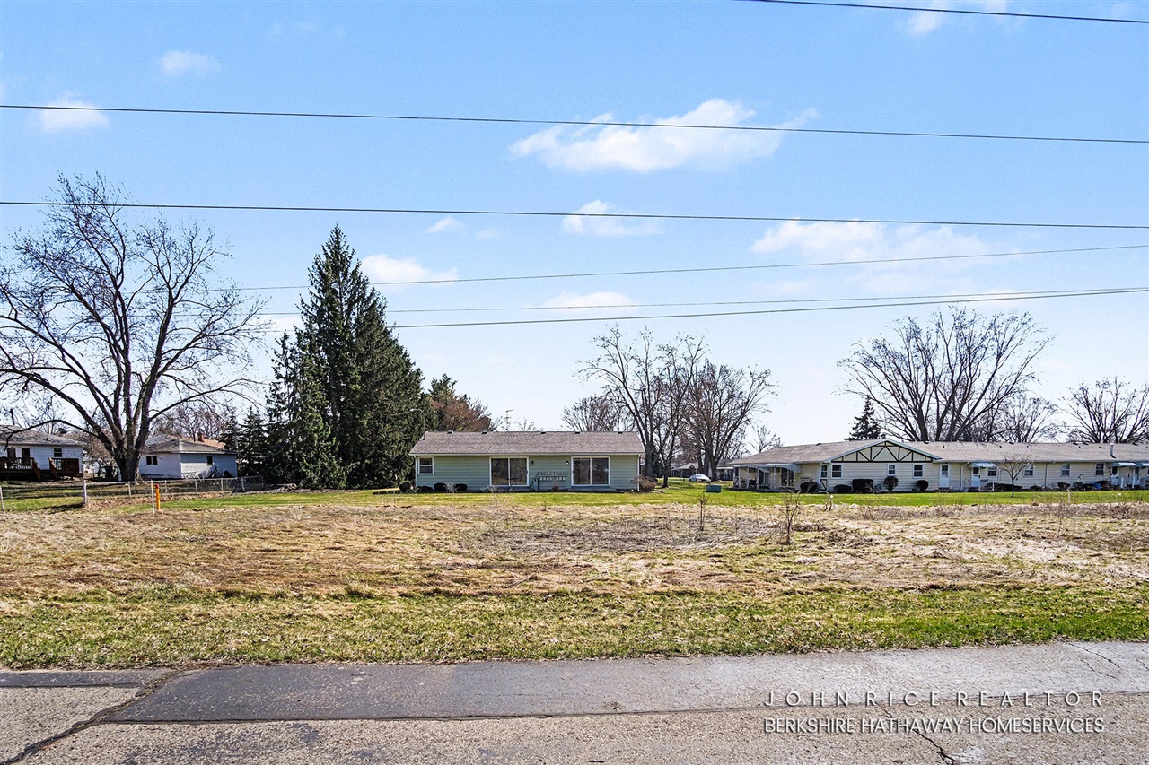 965 Andover Court, Kentwood, MI, 49508-4768