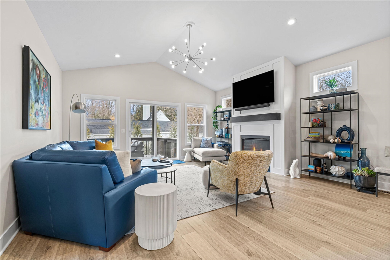 489 S Union Street, Douglas, MI, 49406-5107