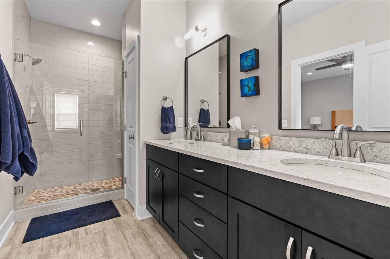 489 S Union Street, Douglas, MI, 49406-5107