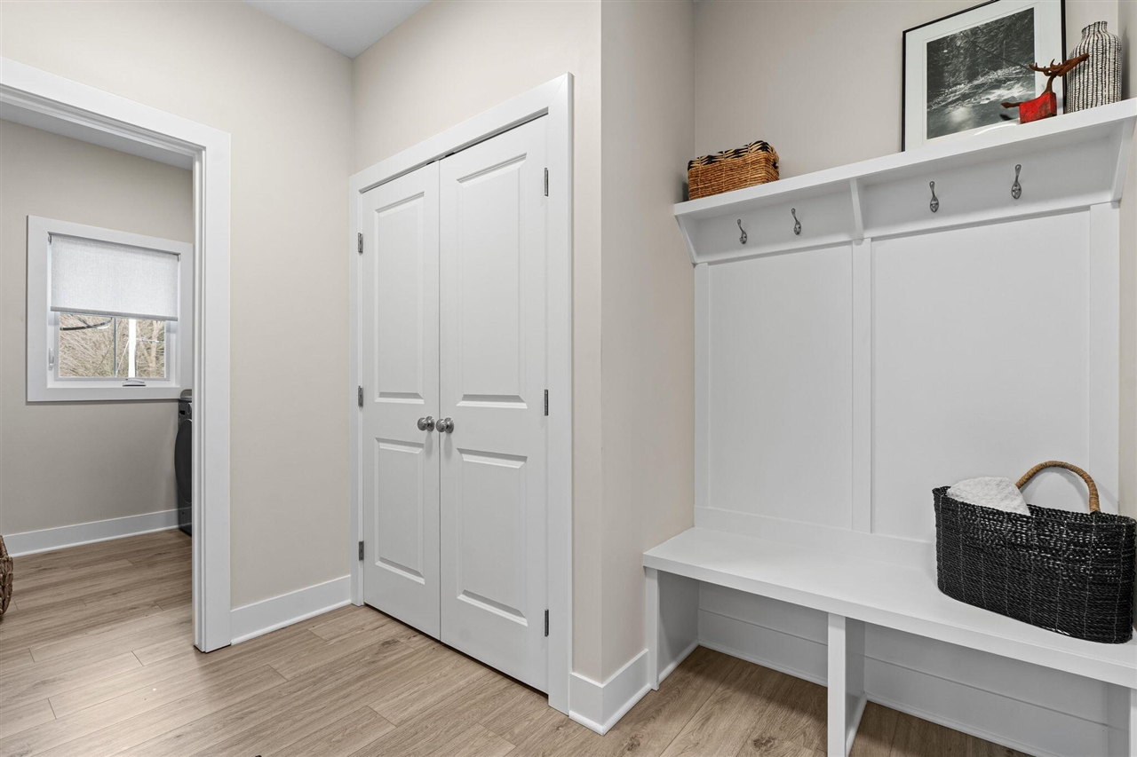 489 S Union Street, Douglas, MI, 49406-5107