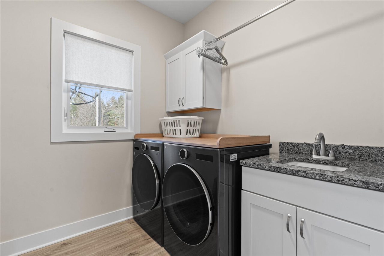 489 S Union Street, Douglas, MI, 49406-5107