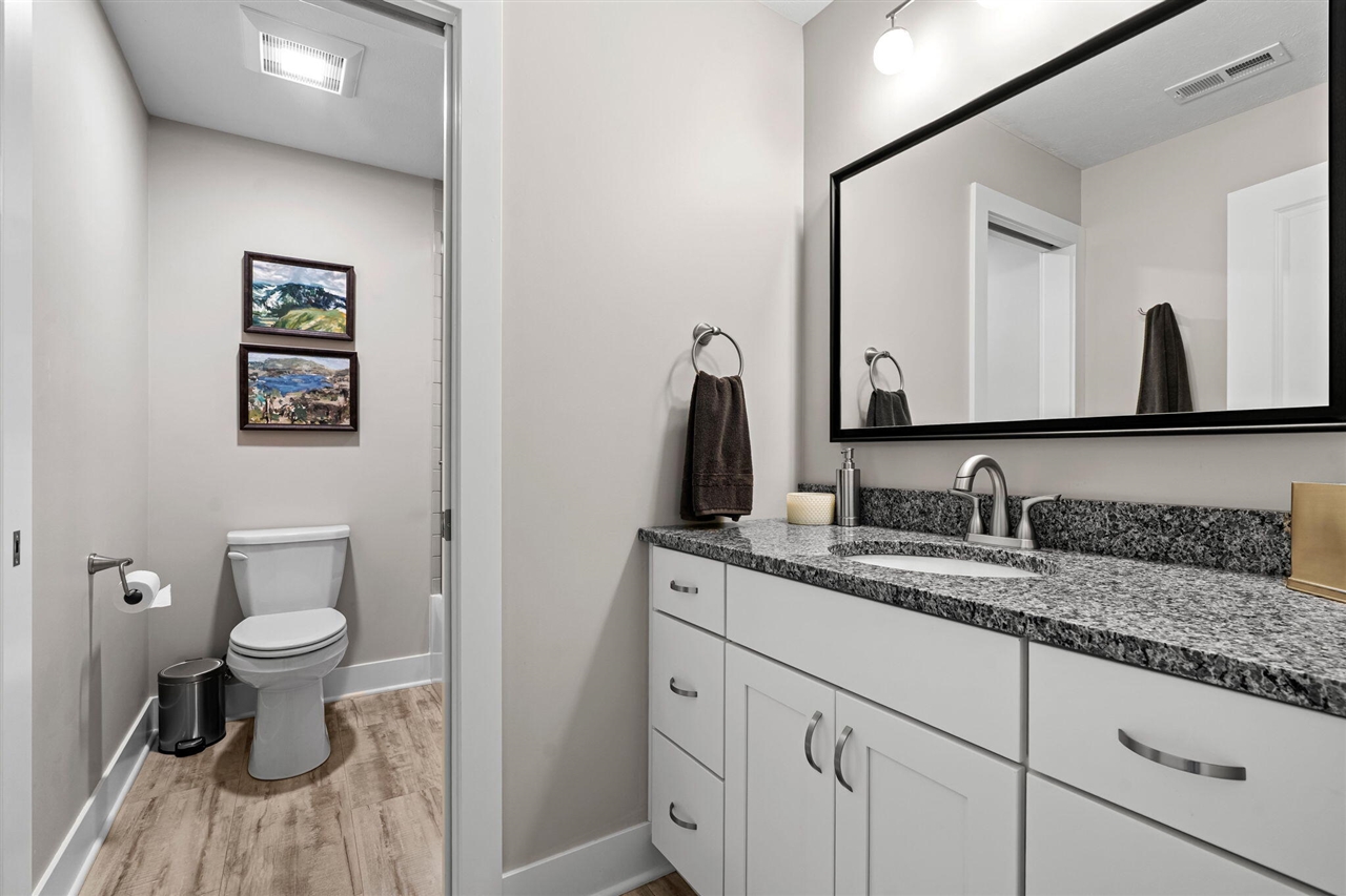 489 S Union Street, Douglas, MI, 49406-5107