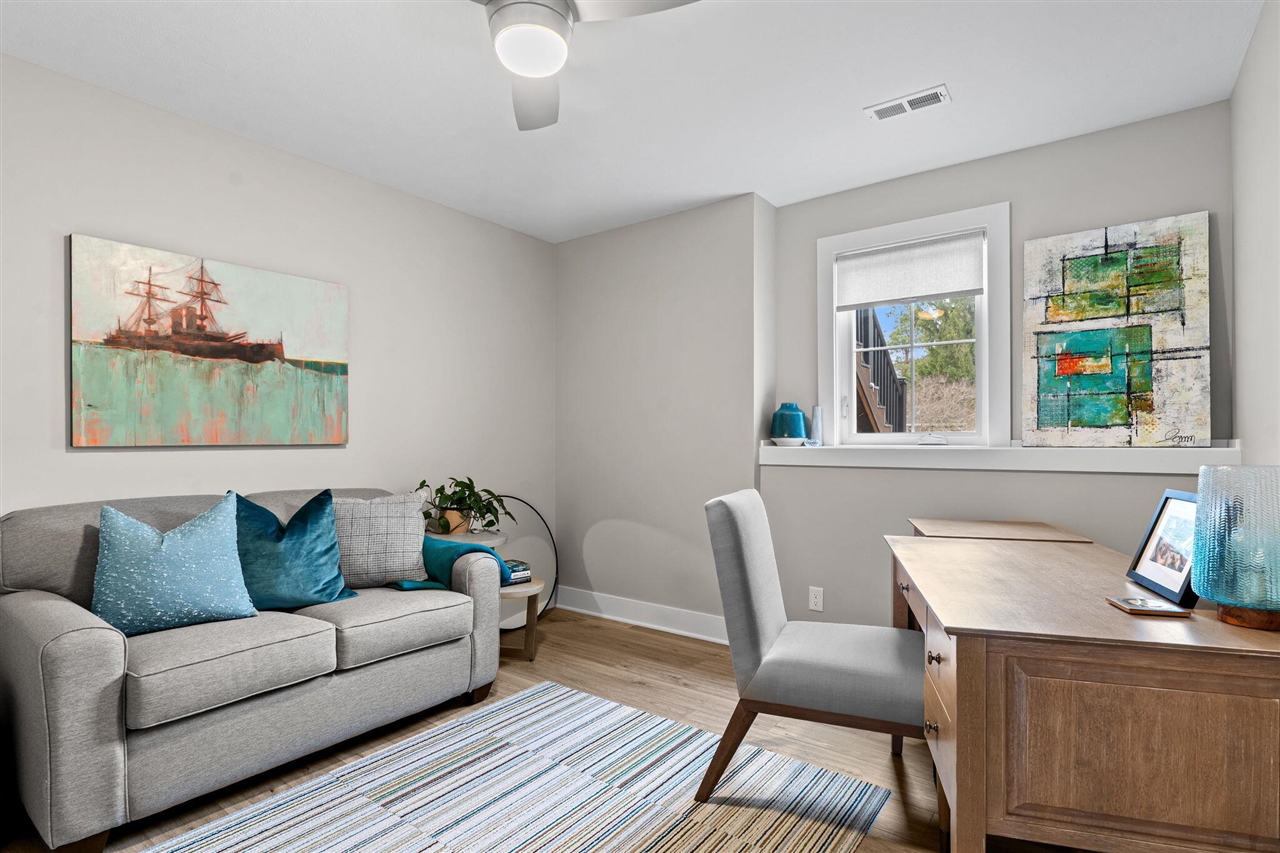 489 S Union Street, Douglas, MI, 49406-5107