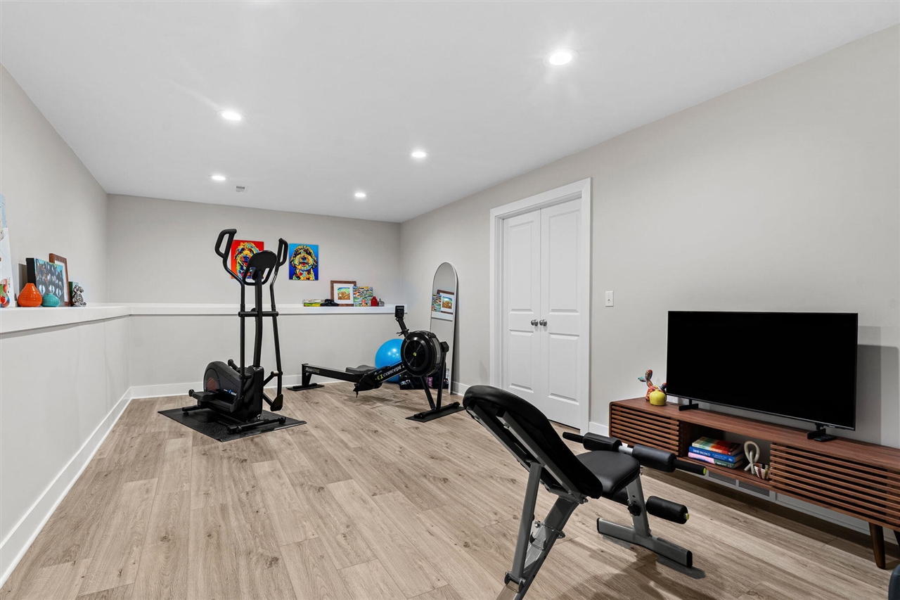 489 S Union Street, Douglas, MI, 49406-5107