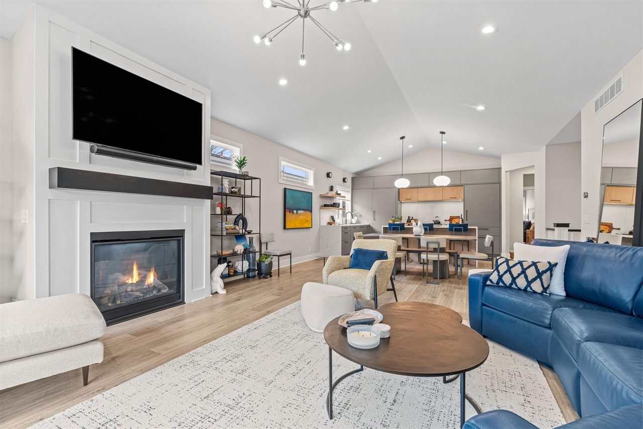 489 S Union Street, Douglas, MI, 49406-5107