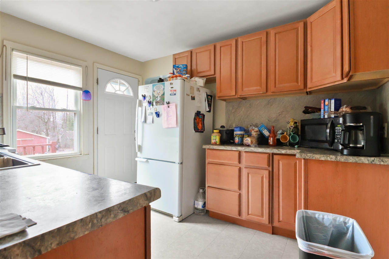 2365 W Temperance Road, Temperance, MI, 48182-9472