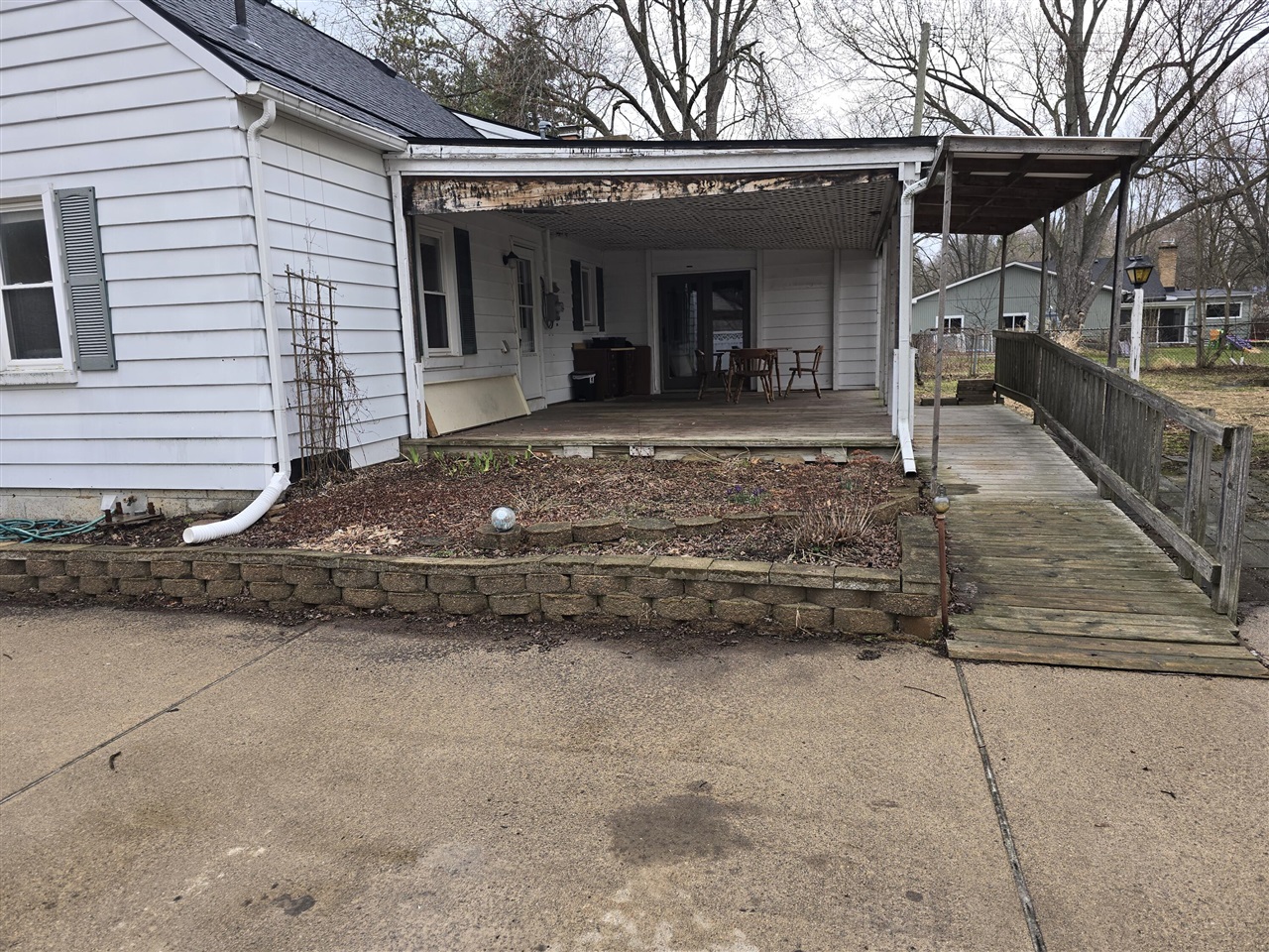 3418 N Dixboro Road, Ann Arbor, MI, 48105-9705