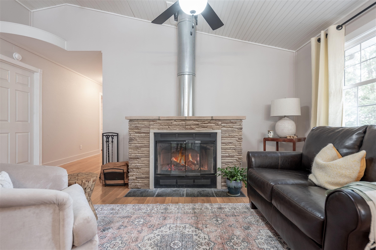 9995 Community Hall Road, Union Pier, MI, 49129-9304