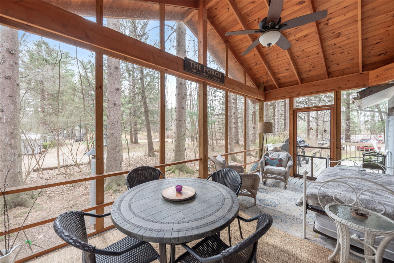 9995 Community Hall Road, Union Pier, MI, 49129-9304