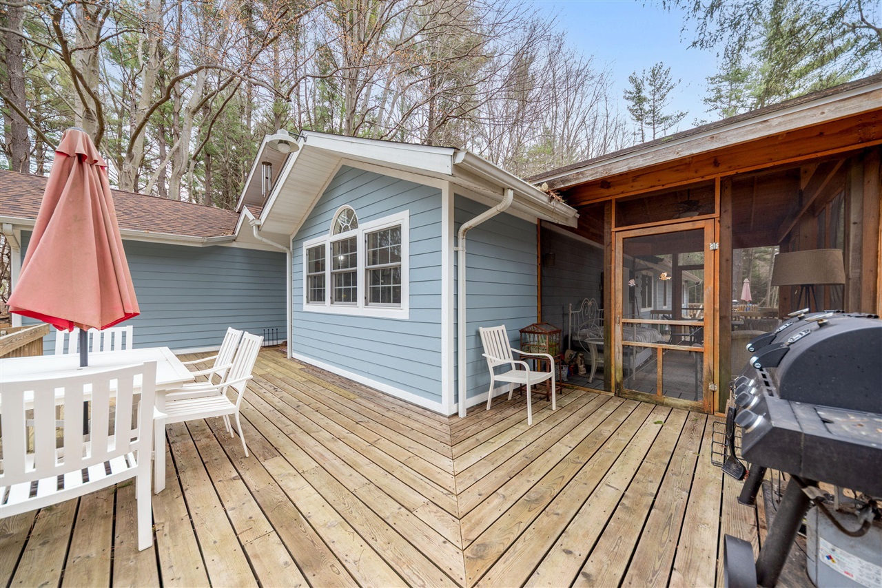 9995 Community Hall Road, Union Pier, MI, 49129-9304