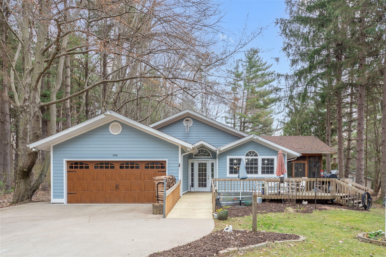 9995 Community Hall Road, Union Pier, MI, 49129-9304