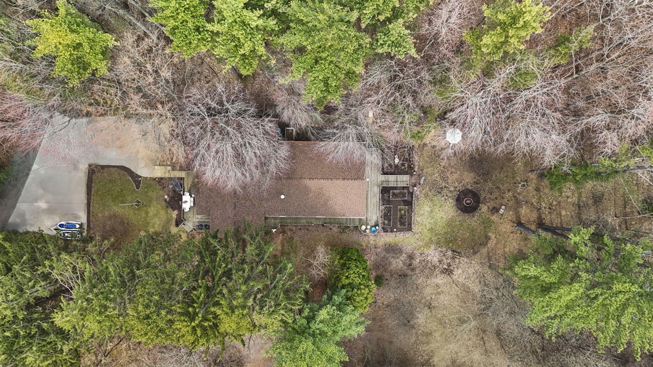 9995 Community Hall Road, Union Pier, MI, 49129-9304