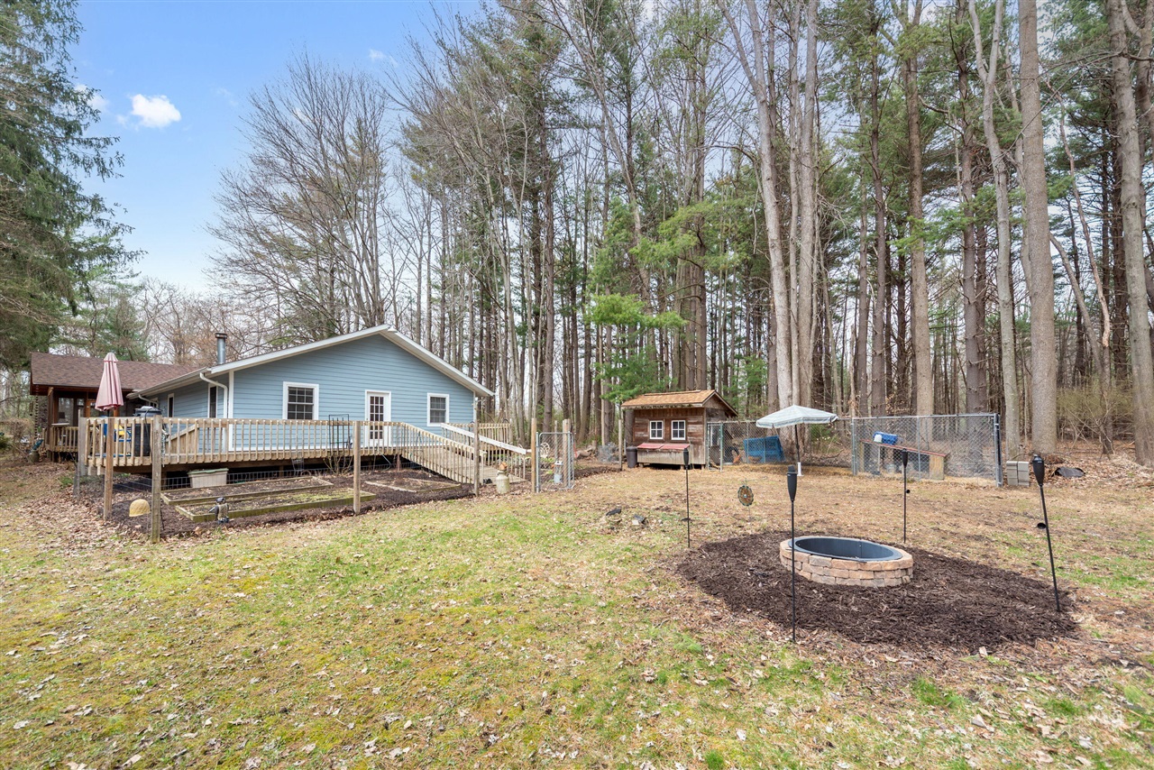 9995 Community Hall Road, Union Pier, MI, 49129-9304