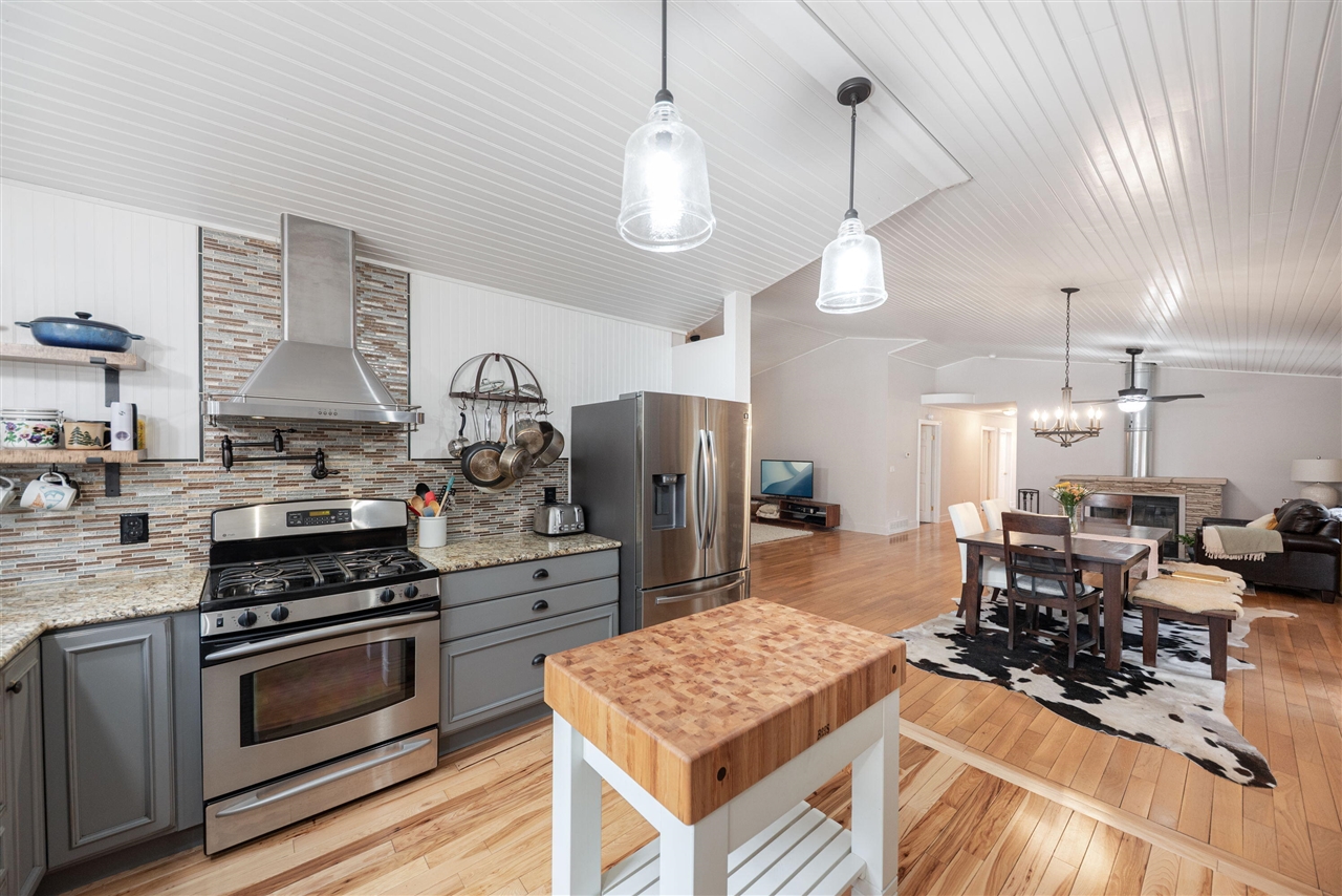 9995 Community Hall Road, Union Pier, MI, 49129-9304