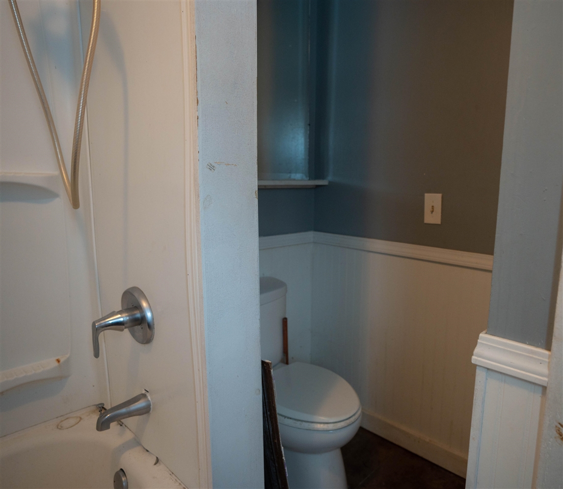 5017 Christiansen Road, Lansing, MI, 48910-5180