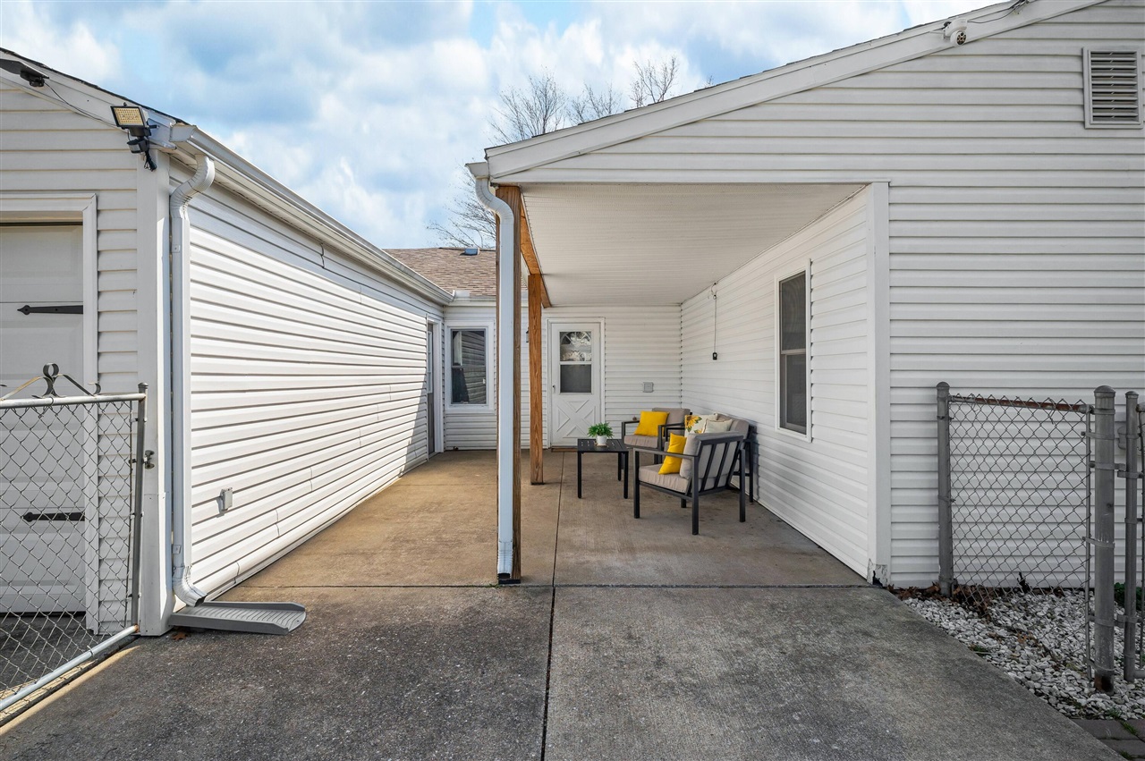 1999 Baldwin Drive, Niles, MI, 49120-3704