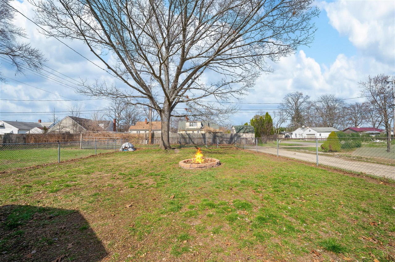 1999 Baldwin Drive, Niles, MI, 49120-3704