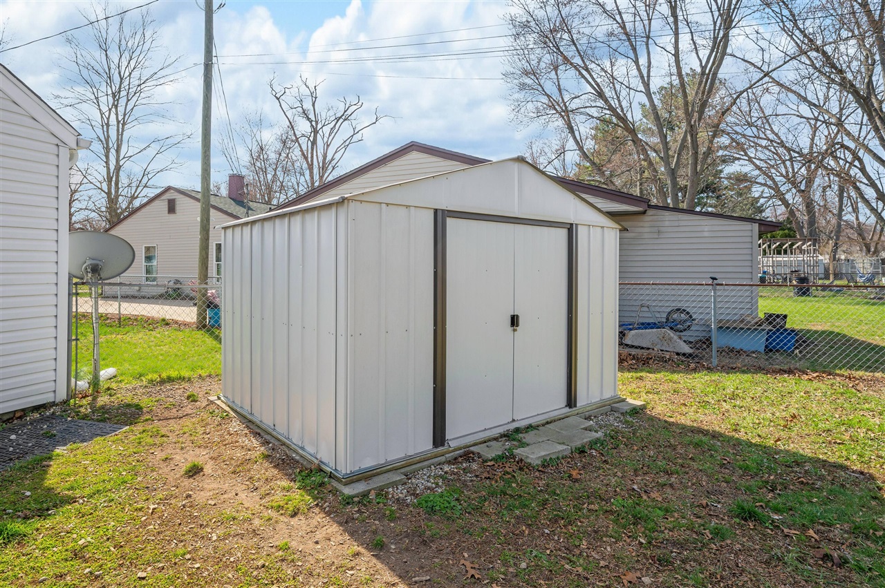 1999 Baldwin Drive, Niles, MI, 49120-3704