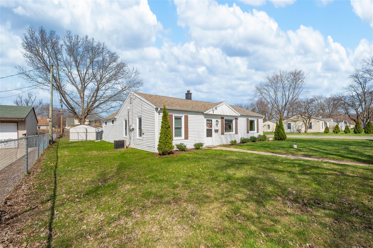 1999 Baldwin Drive, Niles, MI, 49120-3704