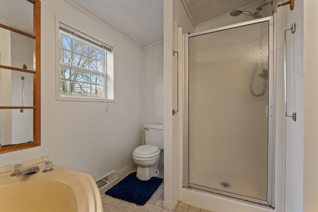 21864 Mccain Lane, Edwardsburg, MI, 49112-9770