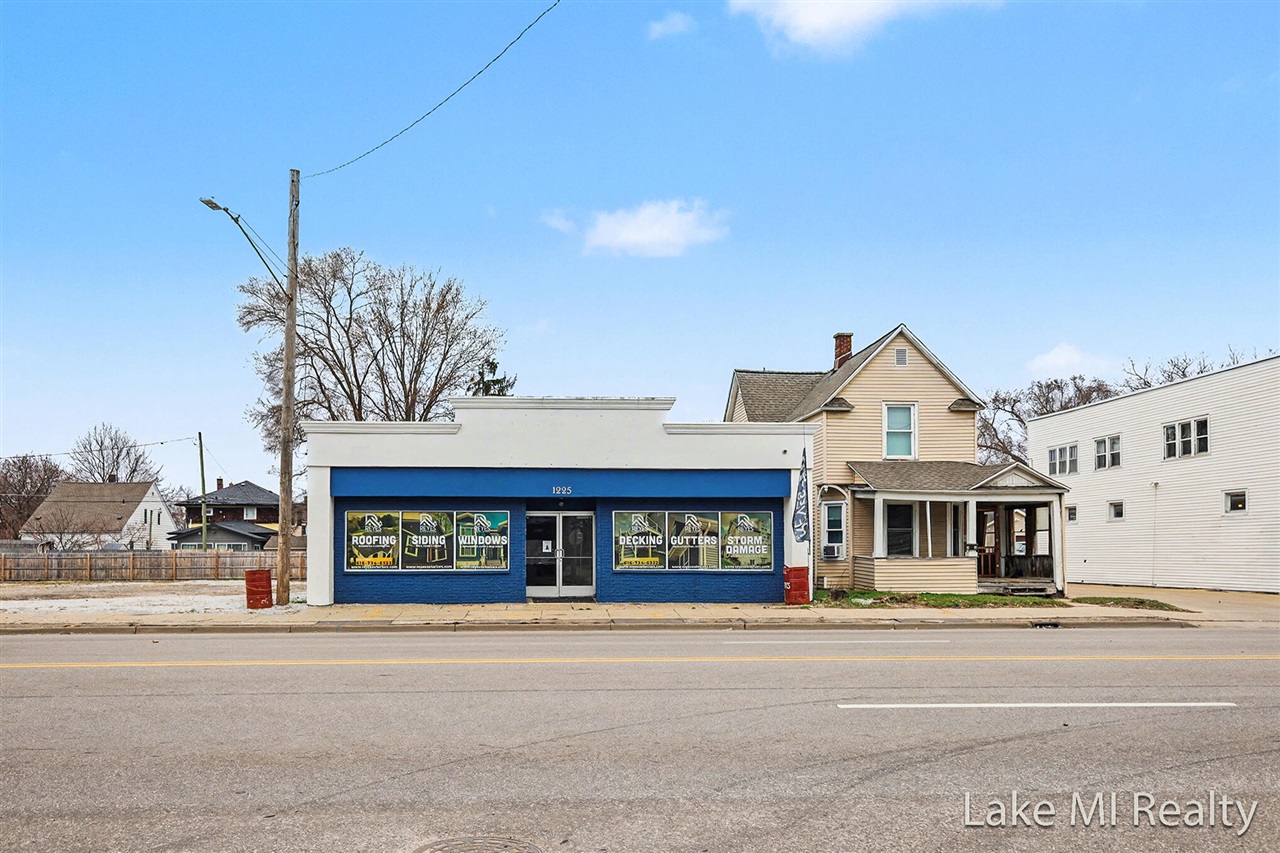 12101 Morang Avenue, Detroit, MI, 48224 1623